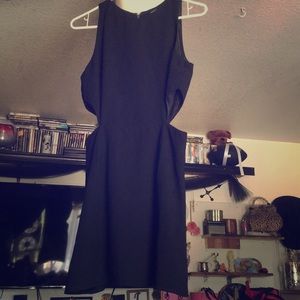 Side Peekaboo dress